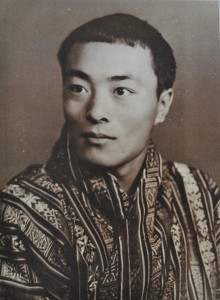 439px-Jigme_Dorji_Wangchuck